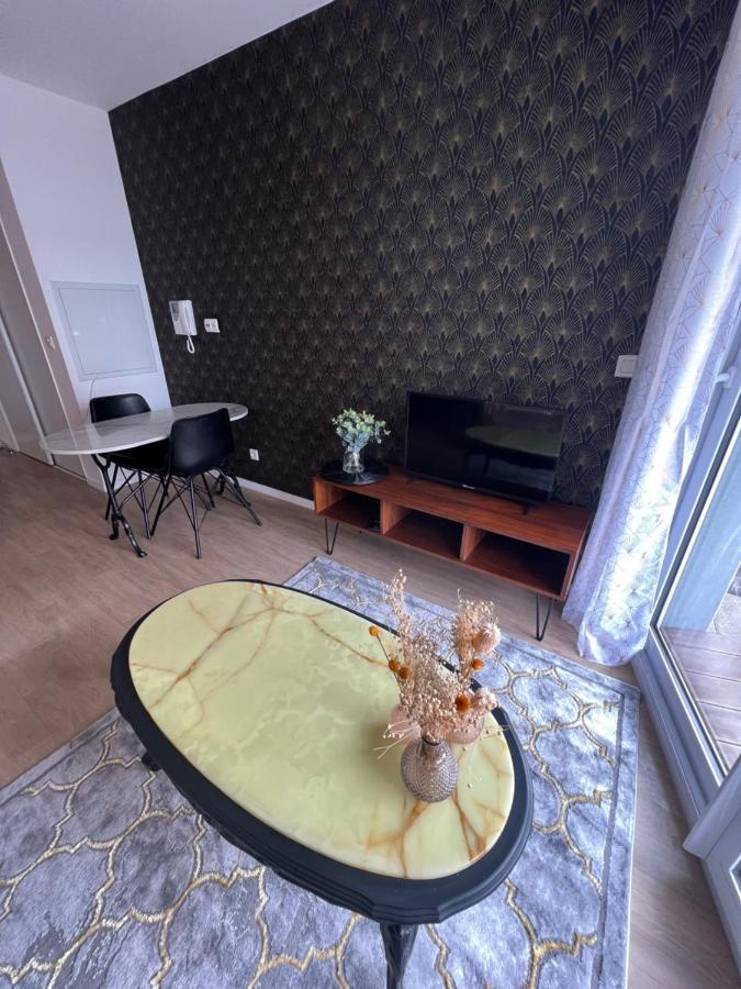 Le Trendy Lägenhet Cesson-Sévigné Exteriör bild